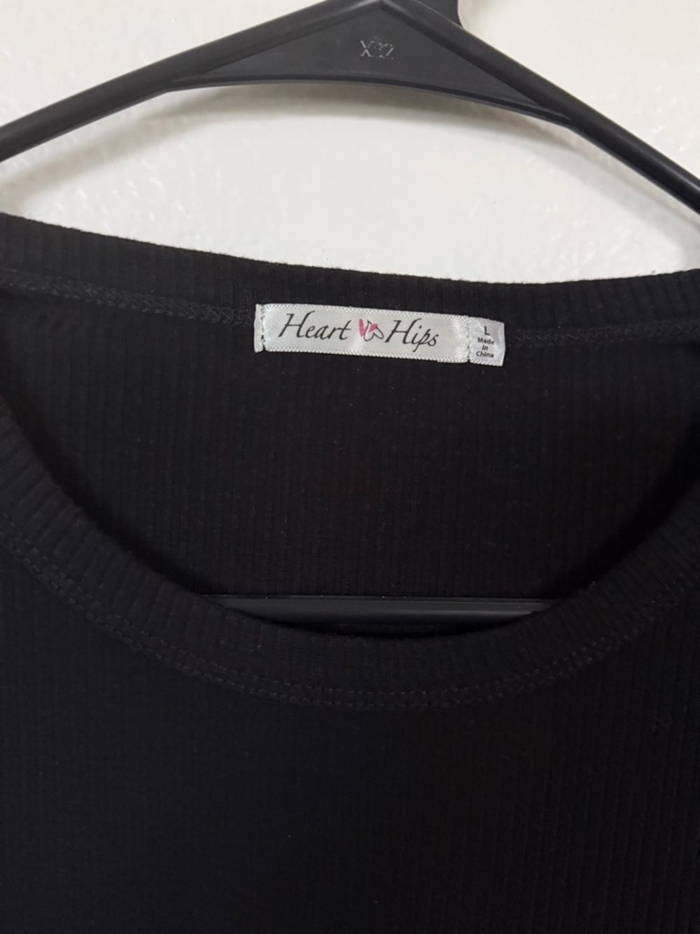 Heart Hips Black Ruched Drawstring Crop Top - Picture 3 of 3